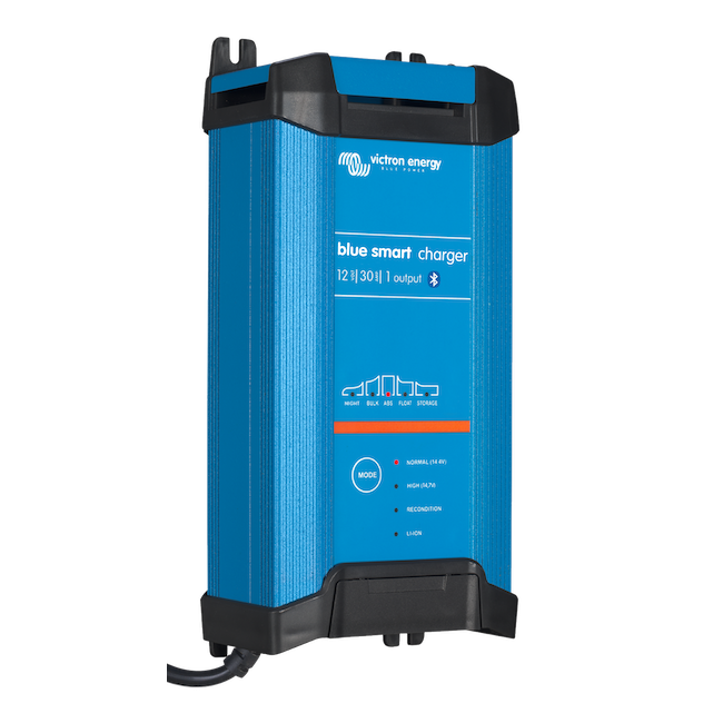 Blue Smart IP22 Charger 12/30 (1) AU/NZ - alternative: 3 output version BPC123048012